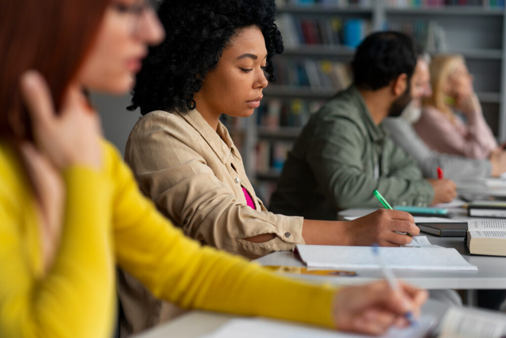 Assessment Methods in Education: Types, Criteria, and Best Practices